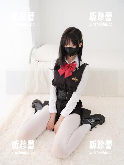 紧急企划 - 樱可的制服写真合集，每一件都像是开启了新大门