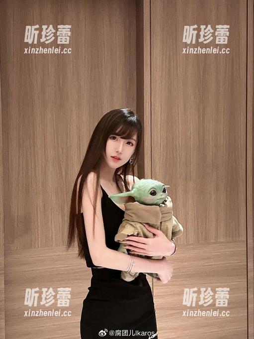 腐团儿Ikaros打造的王者荣耀荆轲写真合集：这特效不往脸上来，直接上心脏！