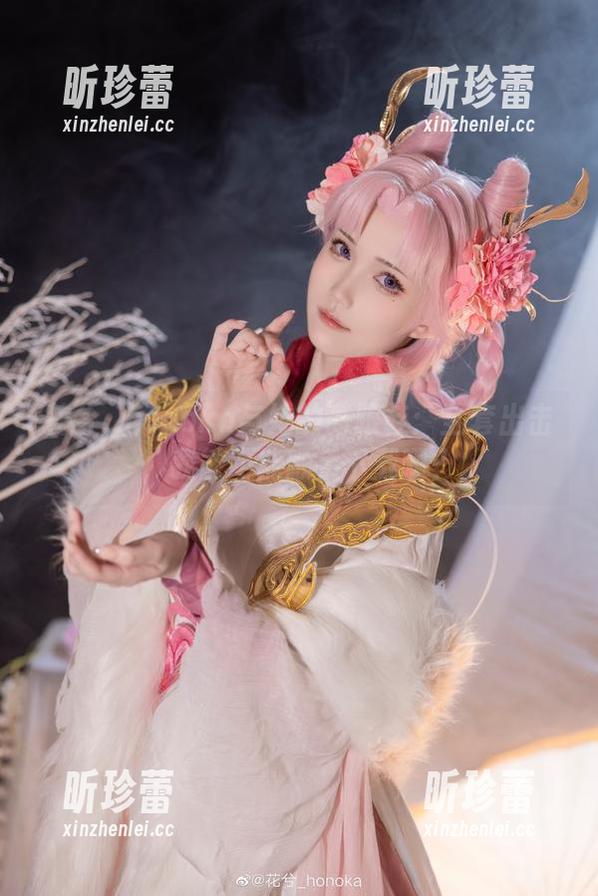 花兮_honoka与她的高跟鞋：全套出击，我能不能顺手下载啊？
