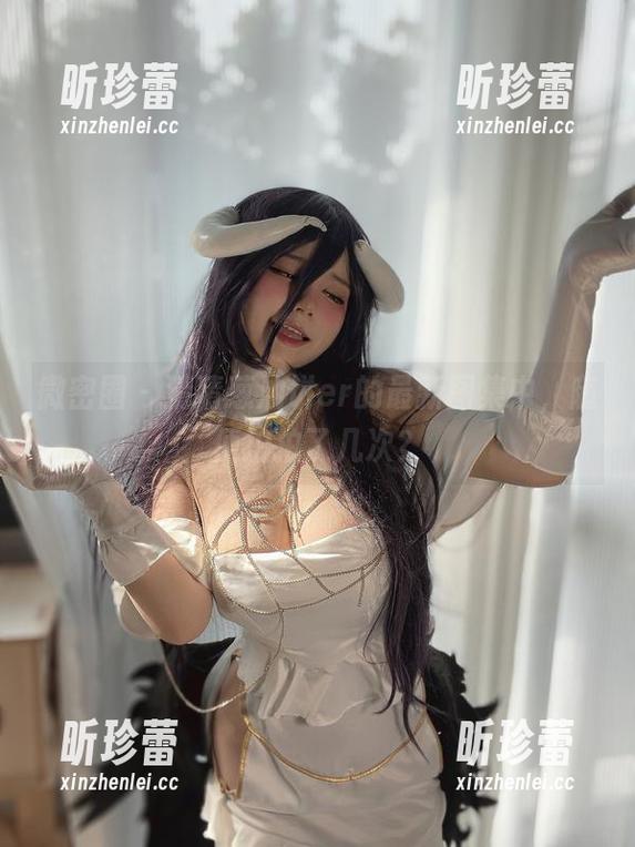 微密圈 - 猜猜葱油饼er的最新图集中，随便拍拍了几次？