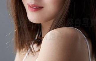 蜜桃社 – 王婉悠Queen的纯白写真，你以为原图只是白纱？