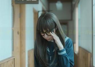 办公室的另一种“工作方式”——西园寺南歌带你看不一样的cos图片。