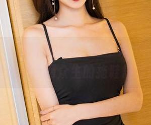 语画界 – 最新图库里，乔漫妮mina的裸足要赶超全网众生的拖鞋舒适感！