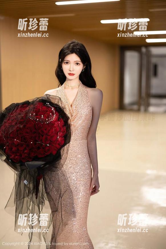 语画界-李丽莎 语画界 - 圣诞氛围浓厚,李丽莎的图集咋能不下载?