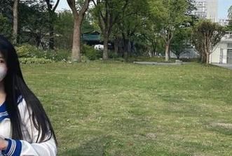 微密圈 – 软妹小九九的婚纱写真，墙上的壁纸比我好看多了吧？