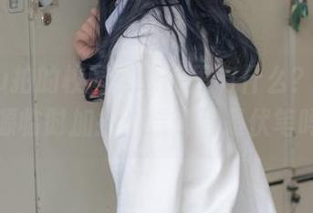 逐月Su拍的校园，原图里有什么？我好奇资源临时加持，结果又是伏笔吗？