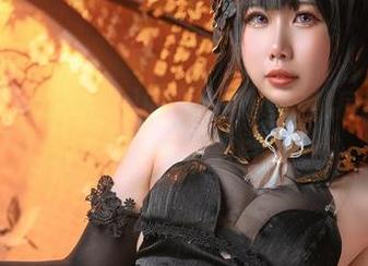 阿九从不咕咕(九言)的“体操服VS私房日常”，图片里的对峙