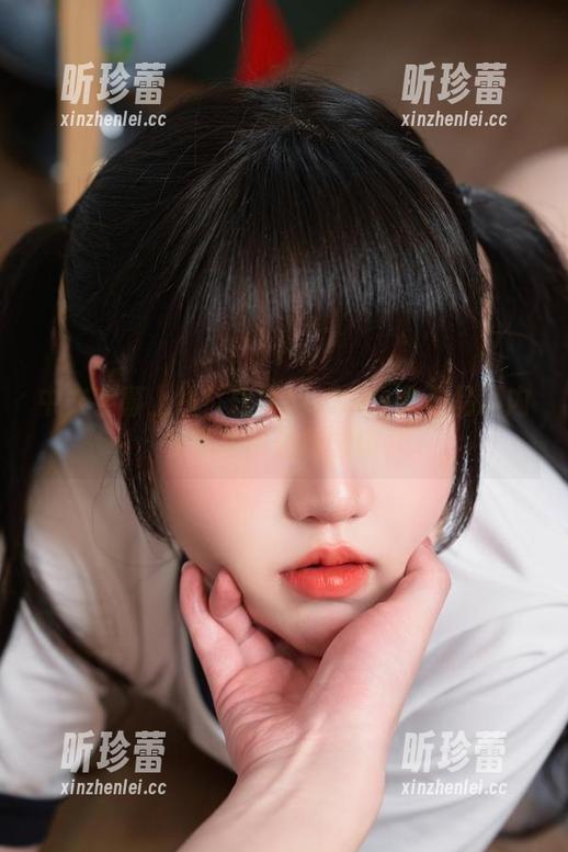 中文字幕上线！阿薰kaOri全套作品用内衣礼服讲述校园趣事