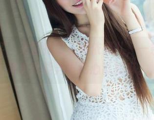 青豆客 – 美图抢镜，娜依灵儿，一条连衣裙竟然能弄得我心乱如麻。