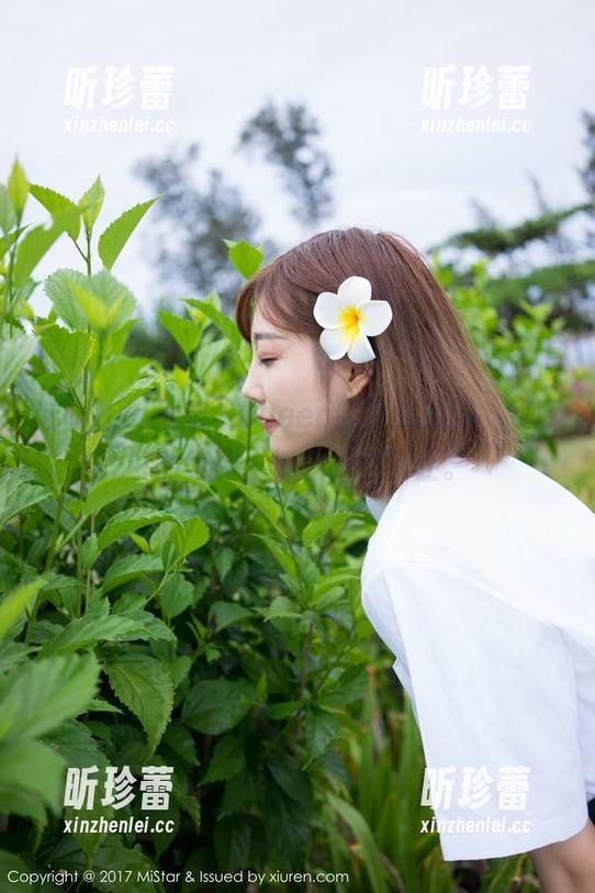魅妍社-王婉悠Queen 魅妍社 - 王婉悠Queen的双人瞬间,页面中的美图,恍若时光静止。